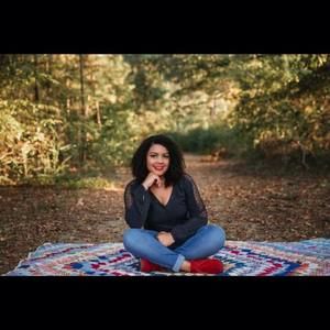 Meet your Posher, Maya